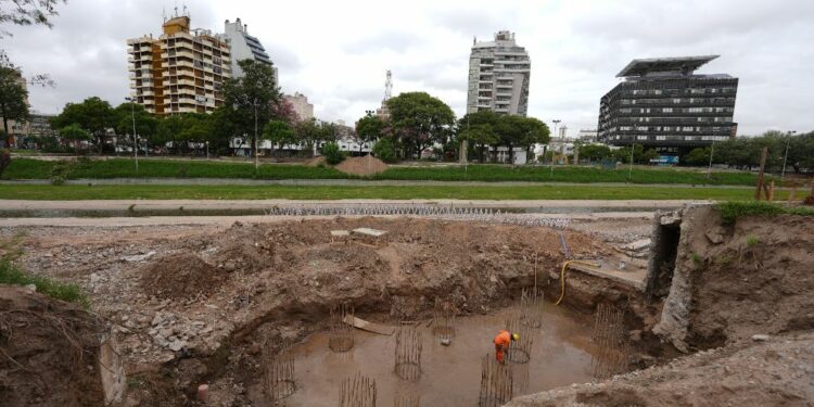 Iniciaron Las Obras Del Nuevo Puente Peatonal En El Parque Las Heras