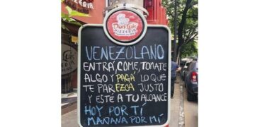 El gesto de una pizzería con los venezolanos