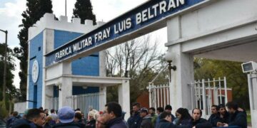 Advierten que 800 estatales perdieron sus puestos en 2018