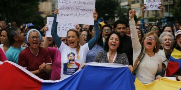Miles de venezolanos pidieron elecciones