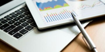 El riesgo país cayó abajo de 700 puntos por primera vez en 45 días