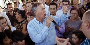 Schiaretti viajó a España por actividades del Cile