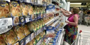 Renuevan el programa Precios Cuidados con subas promedio de 4,4%