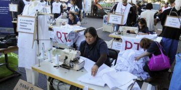 Textiles reclaman «medidas urgentes» para reactivar la industria