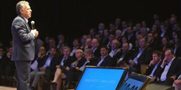 Mendoza decidió desdoblar las elecciones