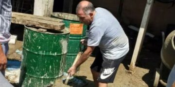 Juez recorre barrios en campaña