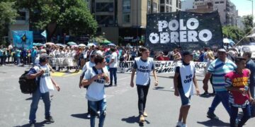 Barrios de Pie y el Polo Obrero se movilizan por el centro