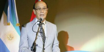 Acto por las víctimas del Holocausto judío