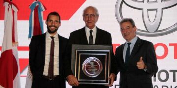 Centro Motor inauguró una nuevo concesionario Toyota