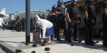 Freno a la protesta de las economías populares