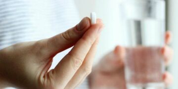 Un estudio reveló que la mitad de los argentinos se automedica