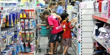 Vuelta a clases: llenar la mochila costará 57 % más este año