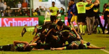 Defensa y Justicia buscará seguir en la punta ante el Lobo