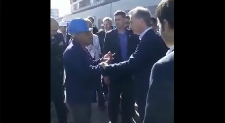Un obrero increpó a Macri y le pidió que "haga algo"