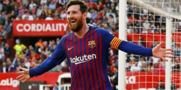 Triplete de Messi para la victoria del Barcelona en Sevilla