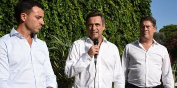 Mestre se molestó por el pedido para que  bajara su candidatura