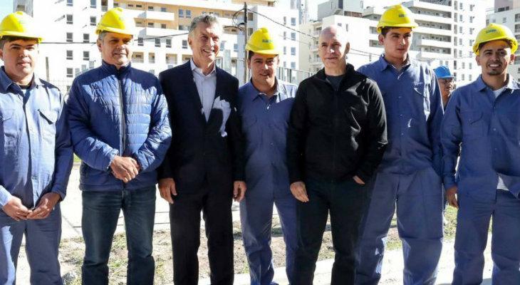 Presidencia visitó al obrero que increpó a Macri Presidencia visitó al obrero que increpó a Macri