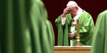 El papa prometió “máxima seriedad” en el combate contra la pederastia