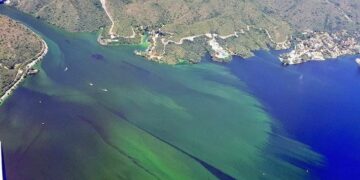 El lago San Roque, en estado crítico por la contaminación