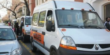 Anticipan un ajuste del 25 % en la tarifa del transporte escolar