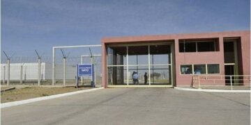 Robaron una camioneta en el penal de Bouwer