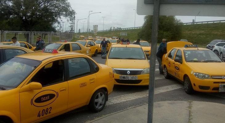 La disputa entre la Municipalidad y los taxistas irá al TSJ