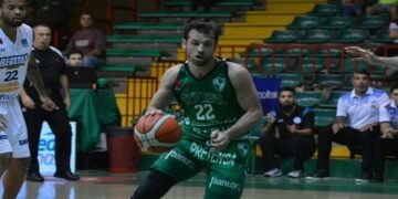 Atenas volvió a caer ante Regatas