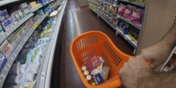 Fuertes bajas en las ventas de supermercados y shoppings