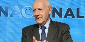 Lavagna, indeciso respecto de su candidatura