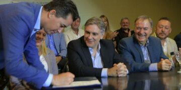 Aseguran que Llaryora podrá ser candidato en esta Capital