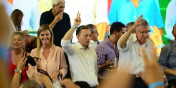 El PJ convocó a Massa a  un gran frente de unidad