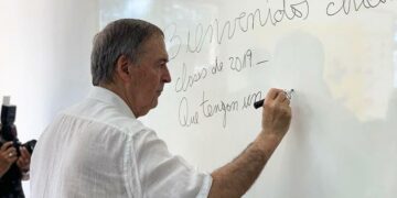 En medio del paro de UEPC, Schiaretti inauguró el ciclo lectivo 2019