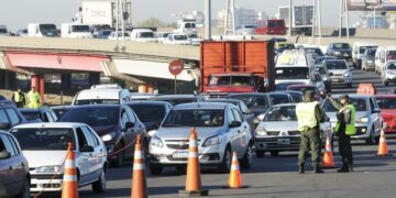 Hasta junio, los combustibles subirían un 22,2 %