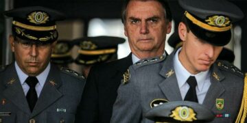 Bolsonaro celebra la dictadura militar y niega a sus víctimas