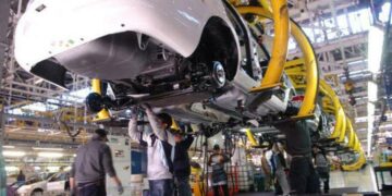 La automotriz Fiat suspendió a 2.000 operarios de Córdoba