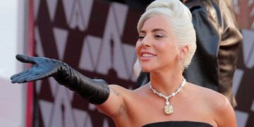 Lady Gaga sorprendió con versiones de Frank Sinatra