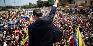 Guaidó regresó a Venezuela luego de su gira continental