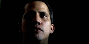 Inhabilitan a Guaidó a ejercer cargos públicos