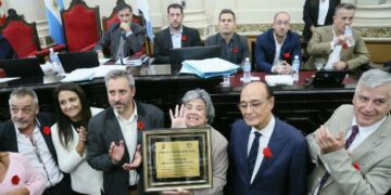 La Legislatura homenajeó a López de Filoñuk
