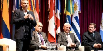 Mestre y De Loredo presentaron los ejes de su campaña