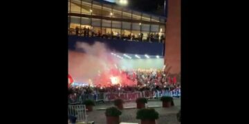 Así recibieron los hinchas cordobeses al plantel de River