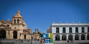 Cortes y desvíos de tránsito en el Centro por el cierre del Cile