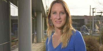 Luciana Echevarría busca sumar a los kirchneristas cordobeses