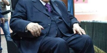 Renuncia presidencial en Argelia