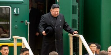 En un fuerte gesto hacia EE.UU., Putin recibe hoy a Kim