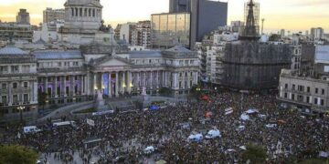 Masiva marcha del sindicalismo