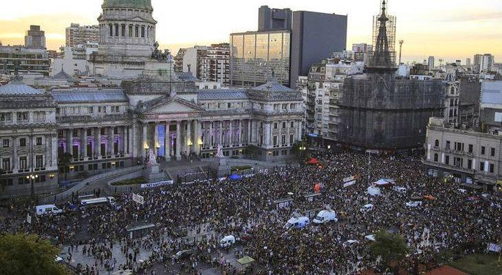 Masiva marcha del sindicalismo Masiva marcha del sindicalismo