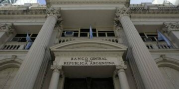 El mercado proyecta un dólar  a $ 50 para diciembre de 2019