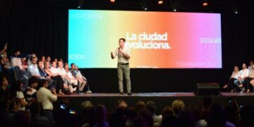 De Loredo lanzó sus “cinco ejes” de campaña