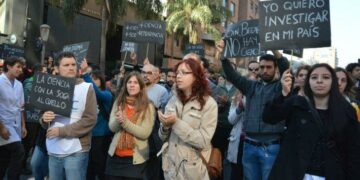 Los trabajadores de la ciencia celebran su día movilizados